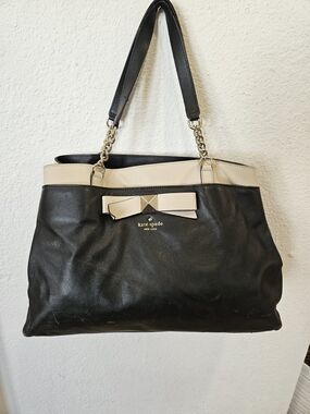 Kate spade New York Hancock Park Maryanne Black and Cream Bow-Trim Leather Tote